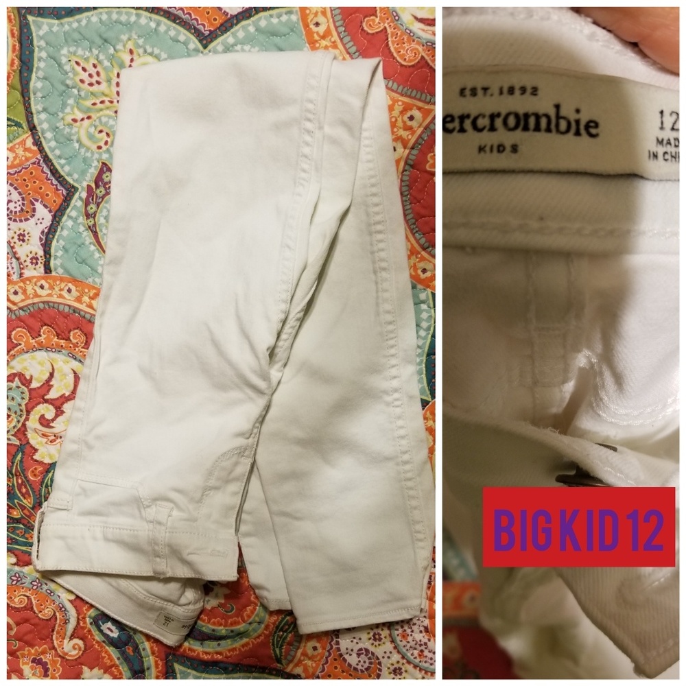 Abercrombie & Fitch white pants